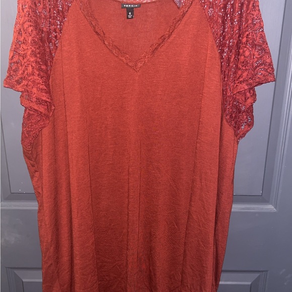 Torrid Women's Red Lace Sleeve Top - Picture 1 of 4